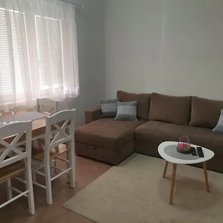 Emana Apartament