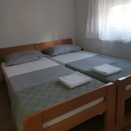 Emana Veternik